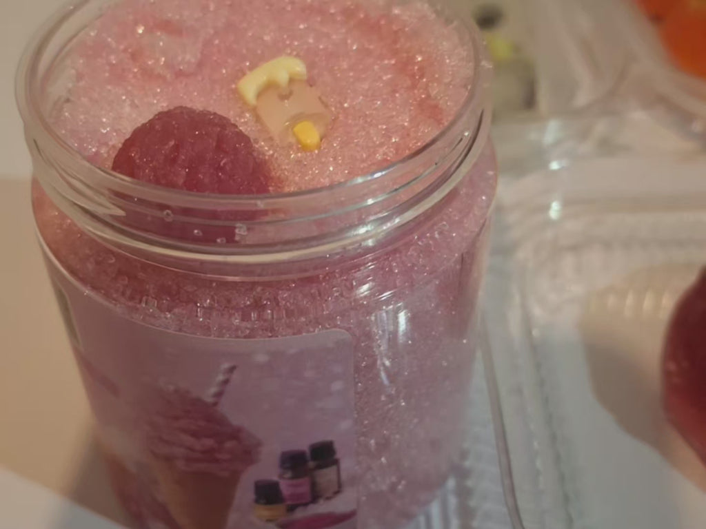 Bubblegum body scrub